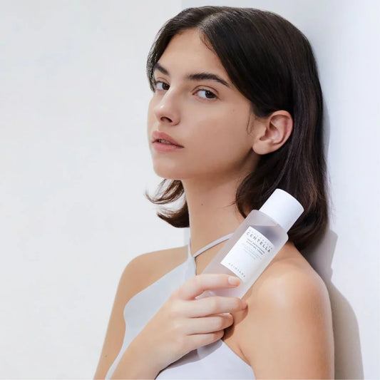 تونر السنتيلا لتفتيح البشرة من سكن 1004